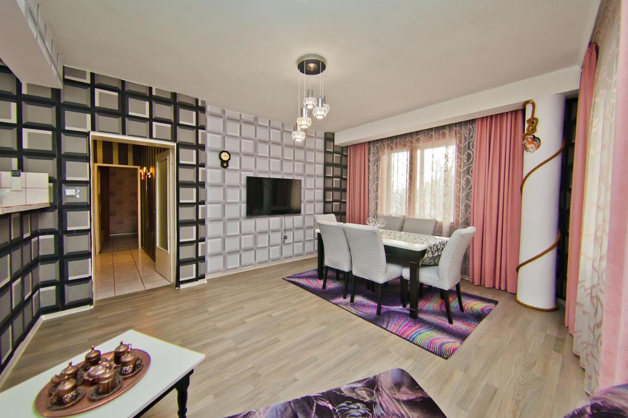 Perla 2-Bdrm In The Heart Of The City Varna Exteriör bild